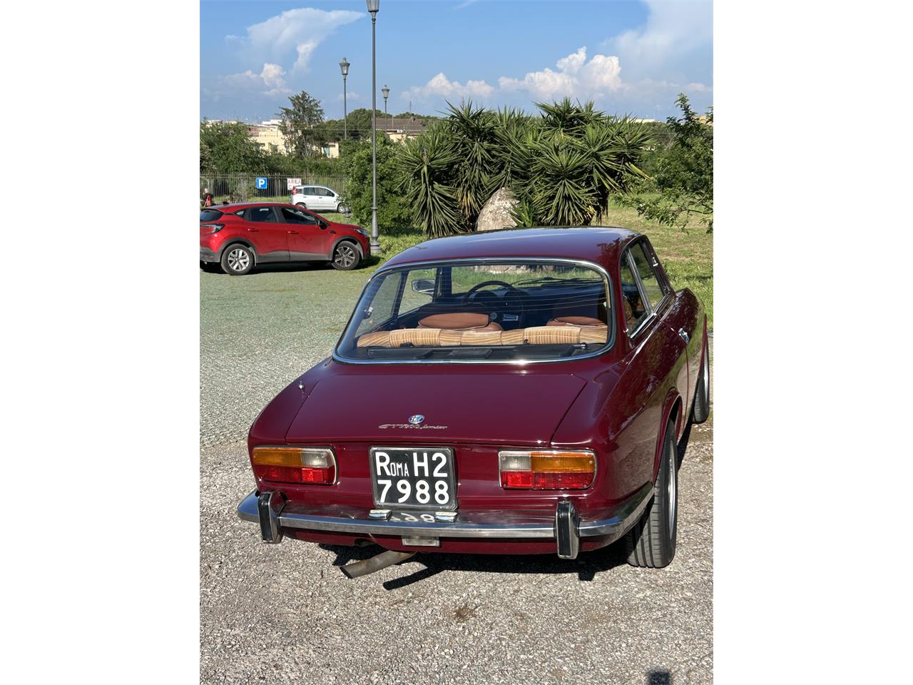 Alfa-romeo-Gta-1300-junior-1971-Burgundy-Alcantara-Beige-25