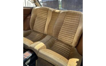 Alfa-romeo-Gta-1300-junior-1971-Burgundy-Alcantara-Beige-7