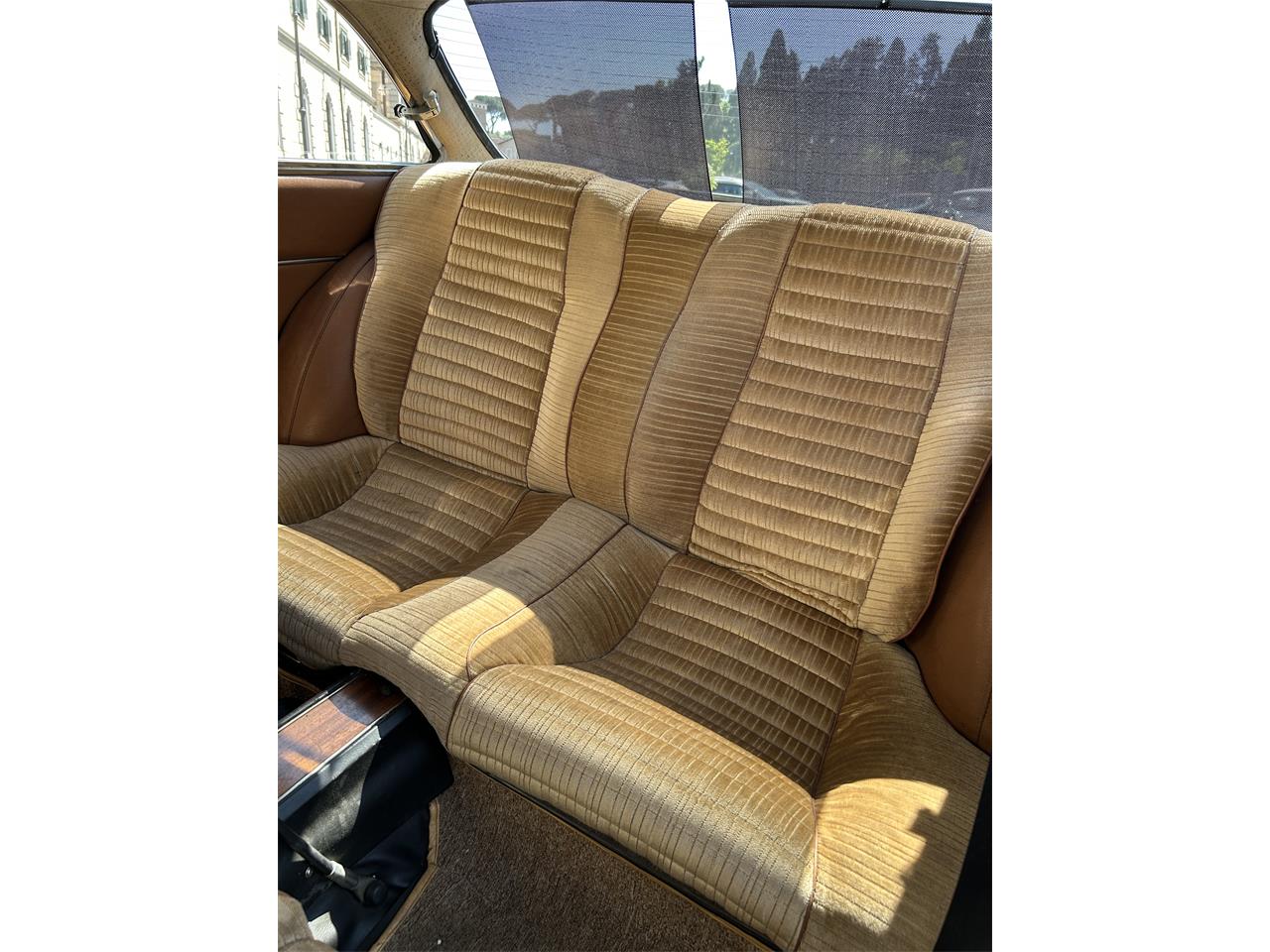 Alfa-romeo-Gta-1300-junior-1971-Burgundy-Alcantara-Beige-7