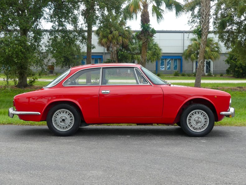 Alfa-romeo-Other-1973-Red-Black-48