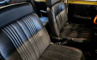 Alfa-romeo-giulia-super-1300-1975-16