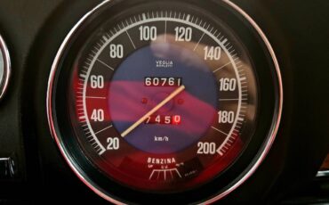 Alfa-romeo-giulia-super-1300-1975-17