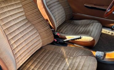 Alfa-romeo-gt-1300-junior-1971-red-13