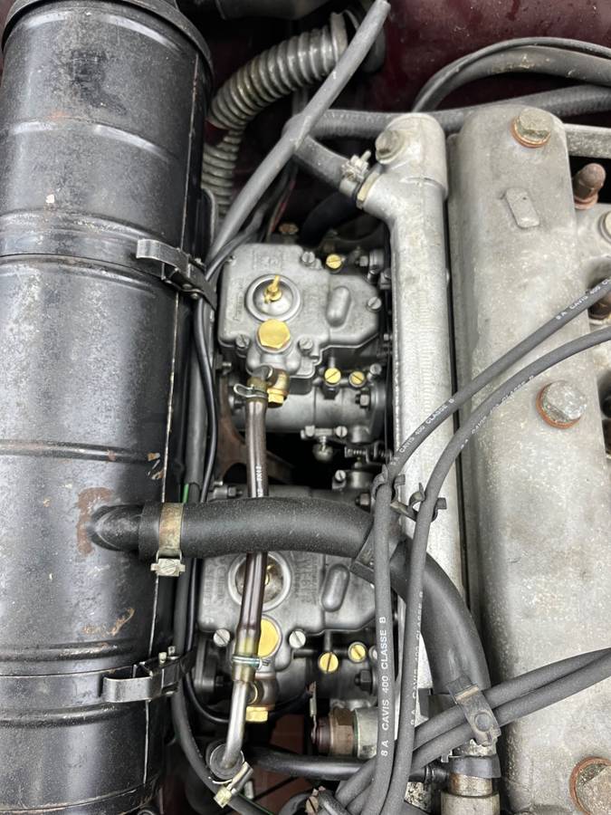 Alfa-romeo-gt-1300-junior-1971-red-19