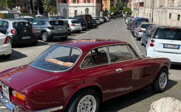 Alfa-romeo-gt-1300-junior-1971-red-2