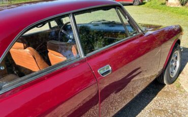 Alfa-romeo-gt-1300-junior-1971-red-5