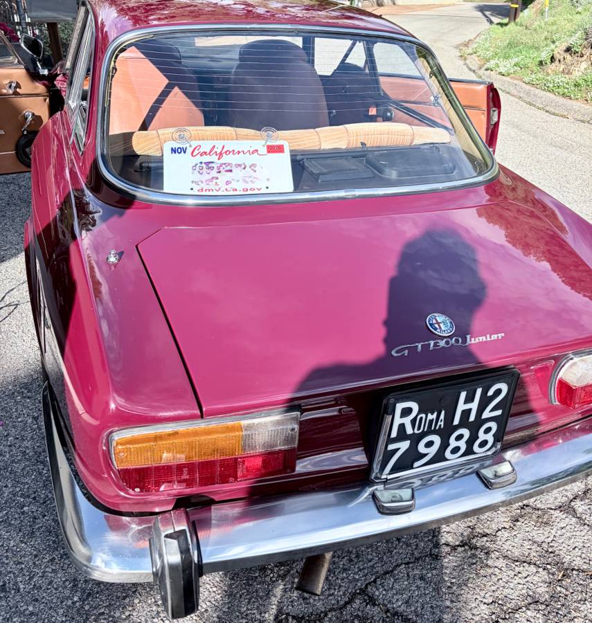 Alfa-romeo-gt-1300-junior-1971-red-8