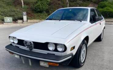 Alfa-romeo-gtv-alfetta-andretti-1977-white-16