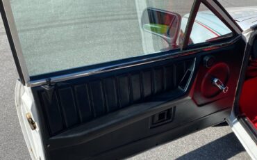 Alfa-romeo-gtv-alfetta-andretti-1977-white-4