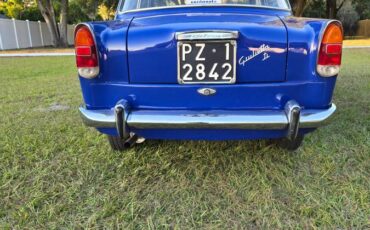 Alfa-romeo-guilietta-1960-blue-23