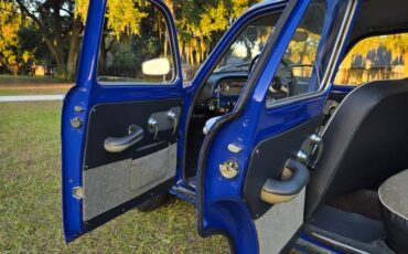 Alfa-romeo-guilietta-1960-blue-3