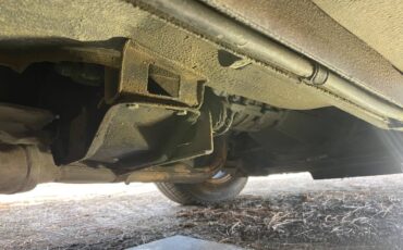 Alfa-romeo-spider-1985-silver-12