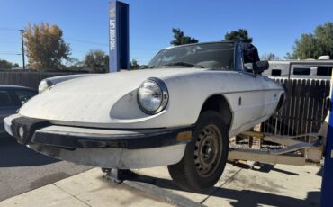 Alfa-romeo-spider-1986-11