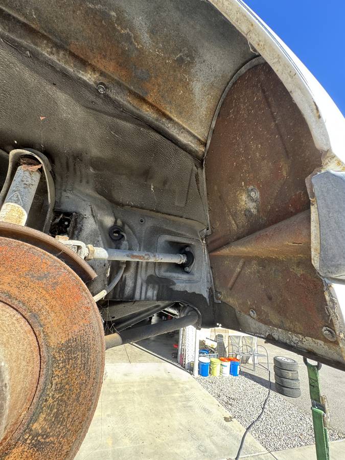 Alfa-romeo-spider-1986-13