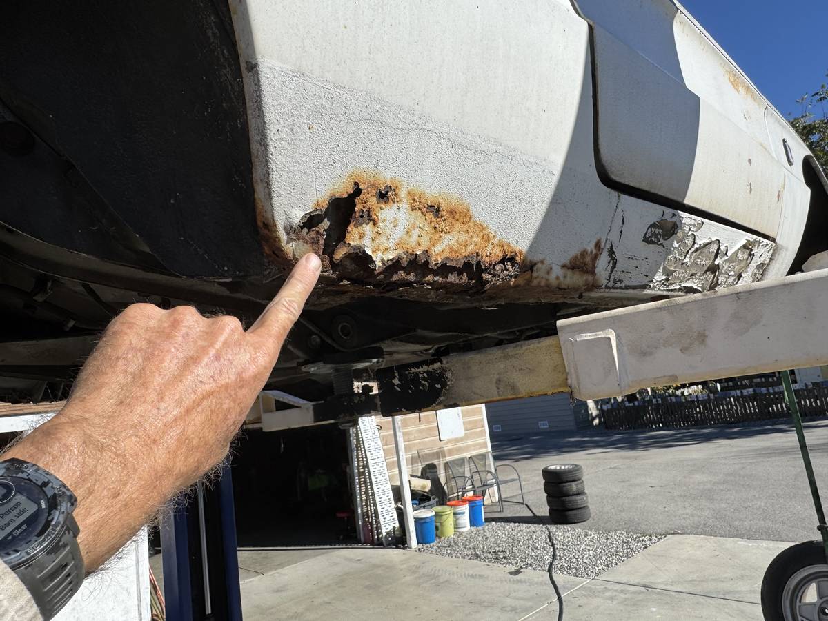 Alfa-romeo-spider-1986-5