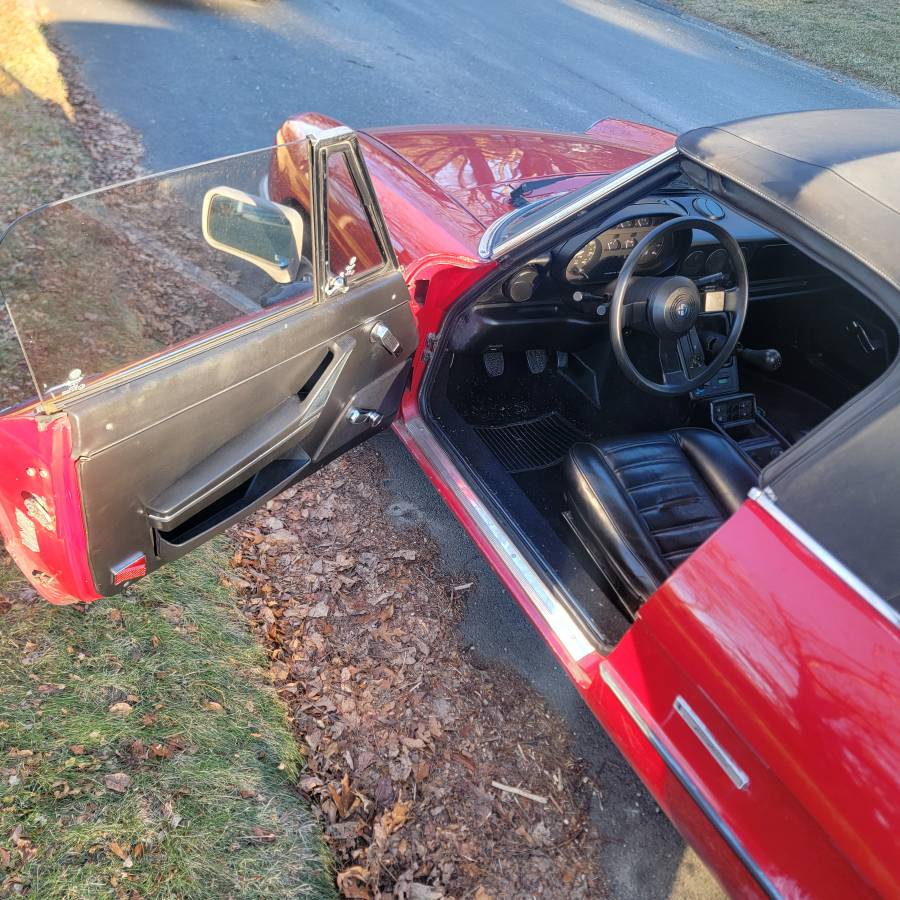 Alfa-romeo-spider-graduate-1988-red-4