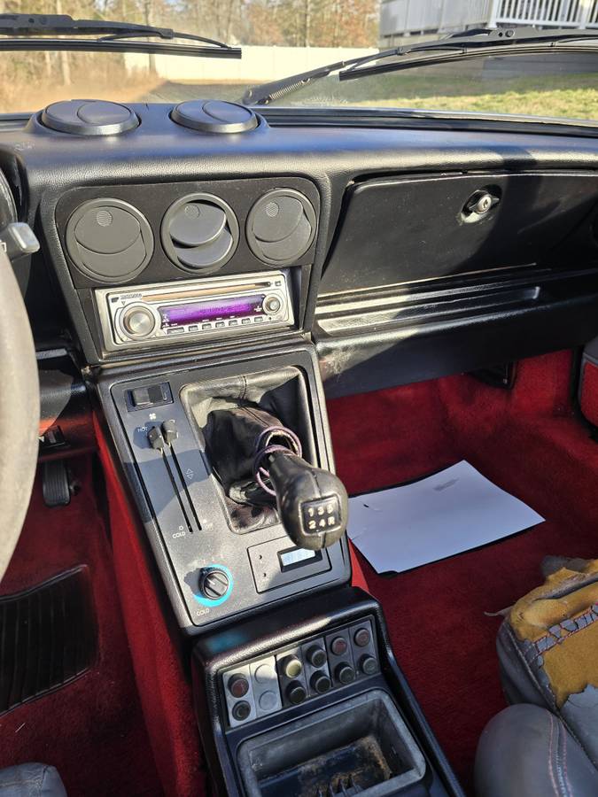 Alfa-romeo-spider-quadrifoglio-1987-blue-10