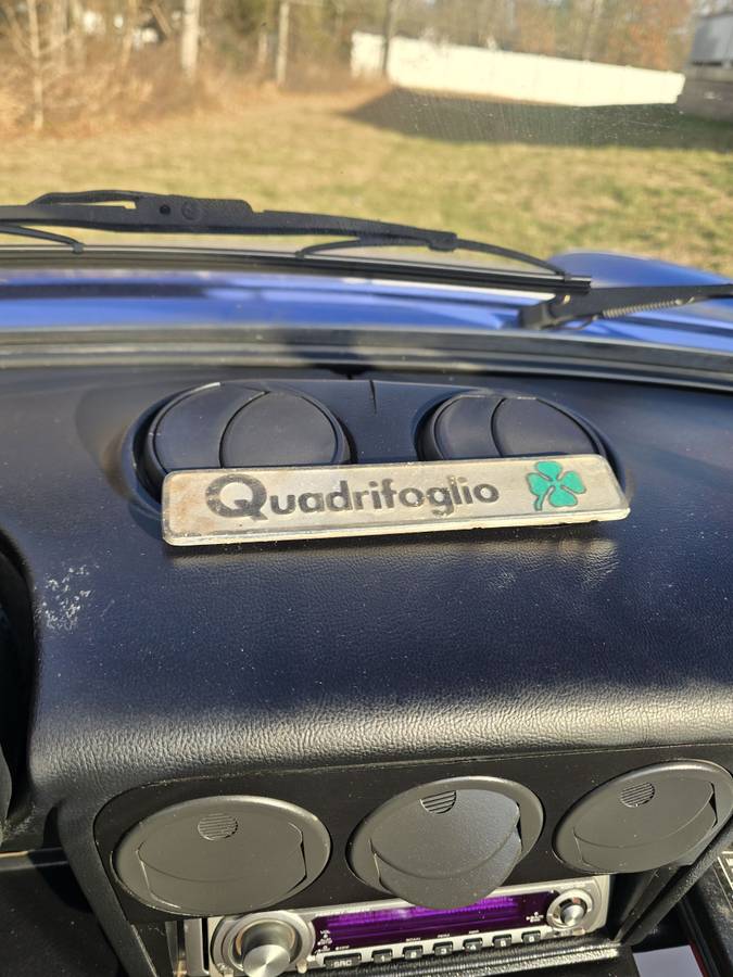 Alfa-romeo-spider-quadrifoglio-1987-blue-14