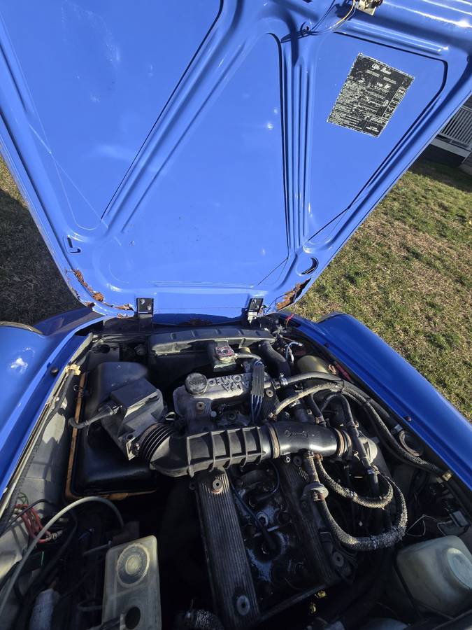 Alfa-romeo-spider-quadrifoglio-1987-blue-16