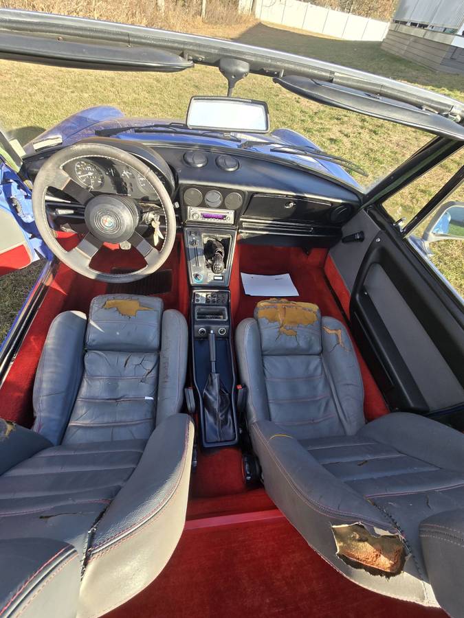 Alfa-romeo-spider-quadrifoglio-1987-blue-8