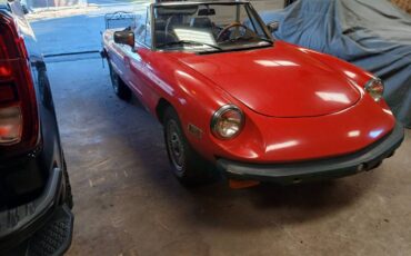 Alfa-romeo-spider-veloce-1981-red-1