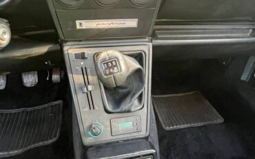 Alfa-romeo-spider-veloce-1986-white-16