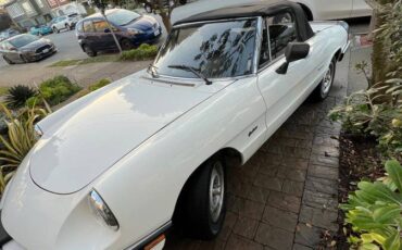 Alfa-romeo-spider-veloce-1986-white-2