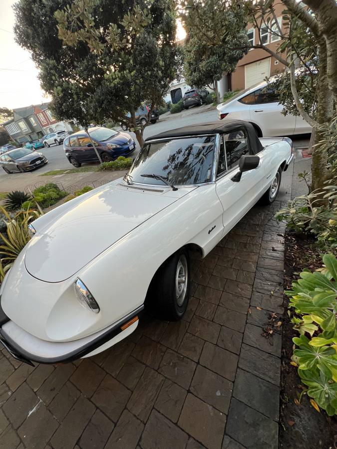 Alfa-romeo-spider-veloce-1986-white-2