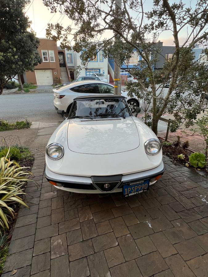 Alfa-romeo-spider-veloce-1986-white-5