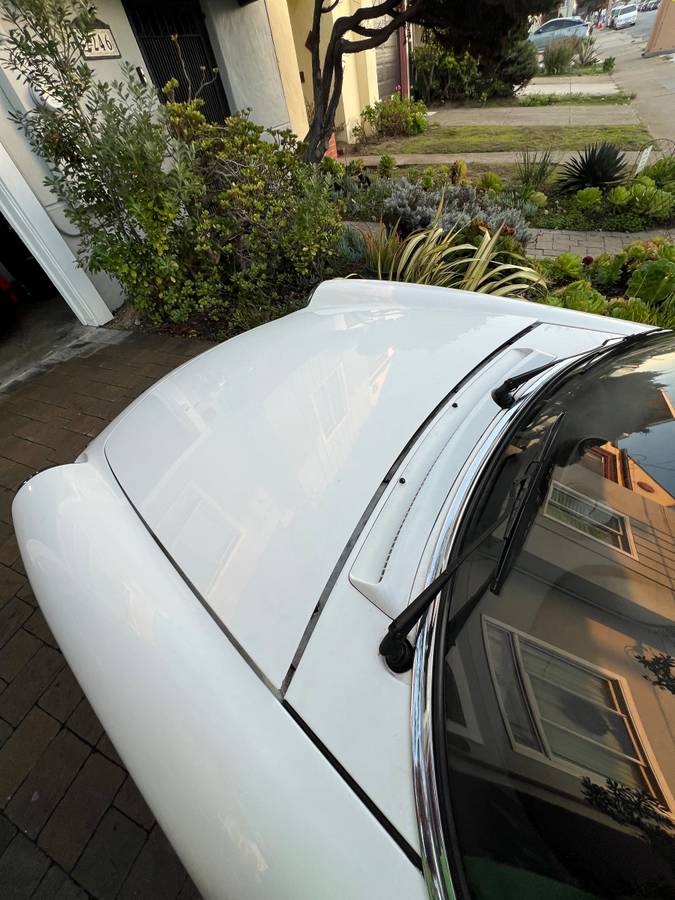 Alfa-romeo-spider-veloce-1986-white-8