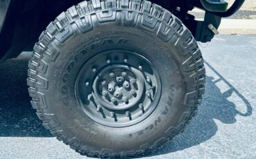 Am-general-humvee-diesel-1994-black-14