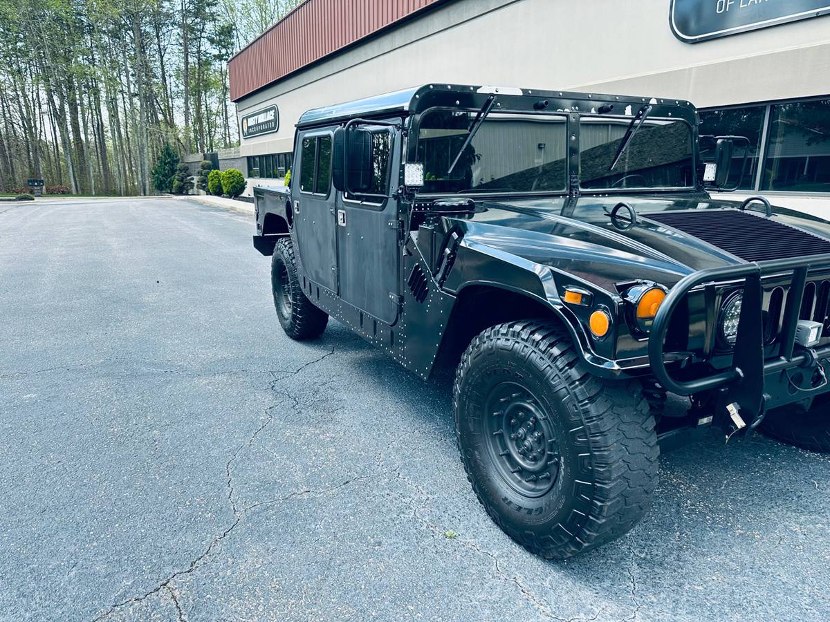 Am-general-humvee-diesel-1994-black-21