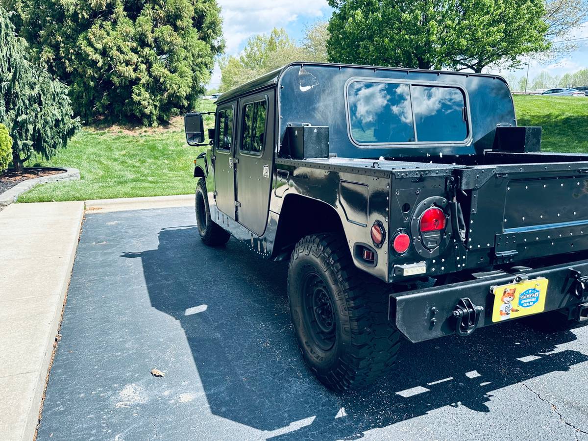 Am-general-humvee-diesel-1994-black-8