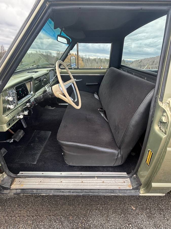 Amc-jeep-j2000-1972-green-3