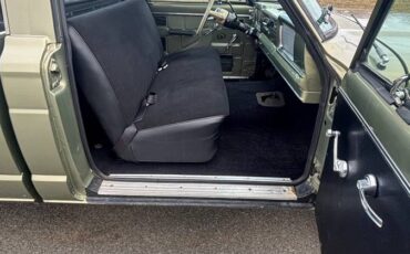 Amc-jeep-j2000-1972-green-5