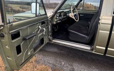 Amc-jeep-j2000-1972-green-8