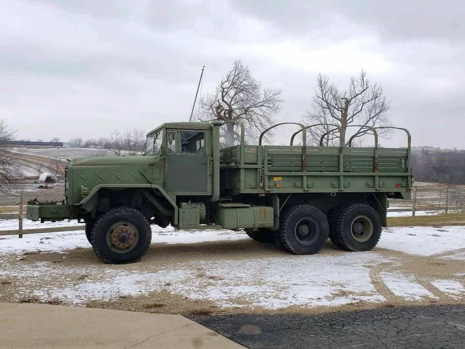 American-general-corp-5-ton-military-truck-diesel-1983-green