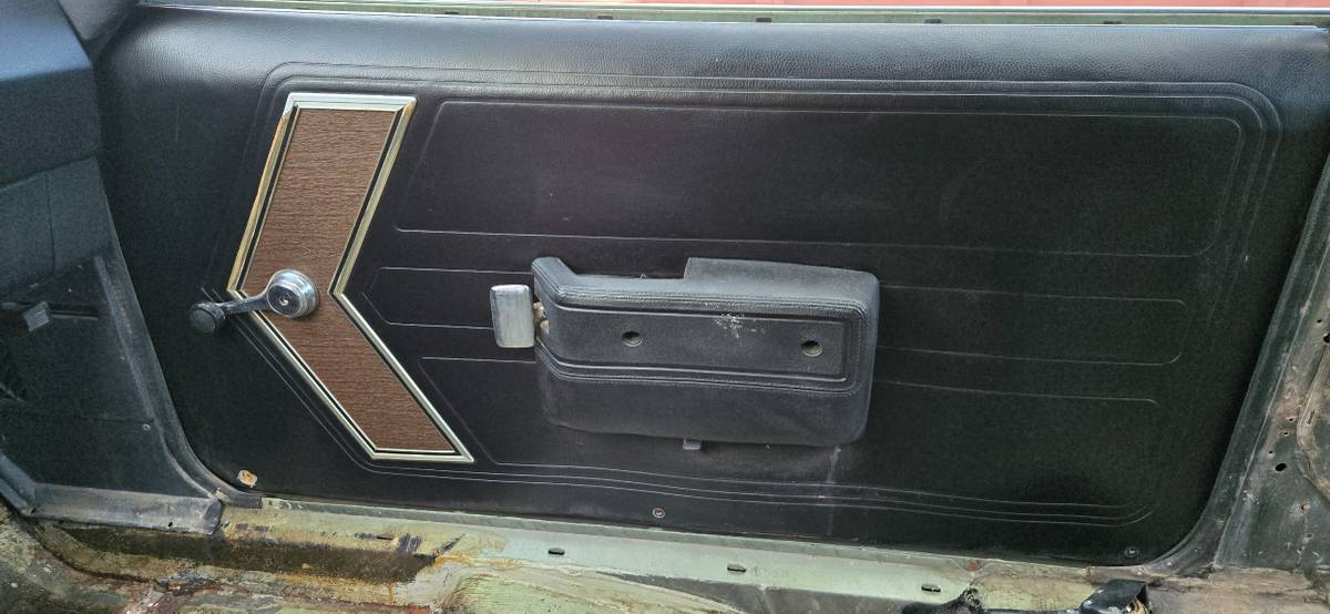 American-motors-amx-1968-5