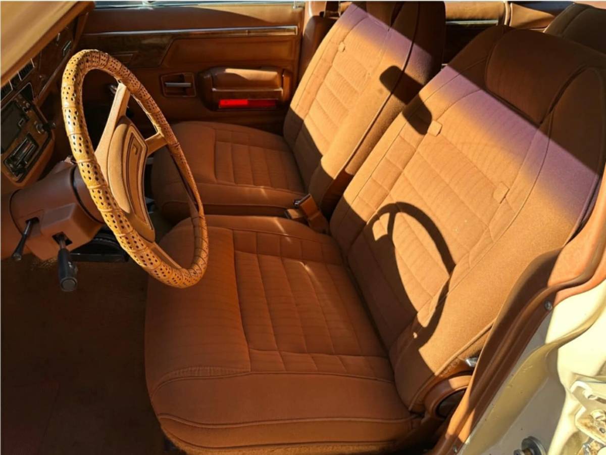 American-motors-eagle-1982-yellow-18