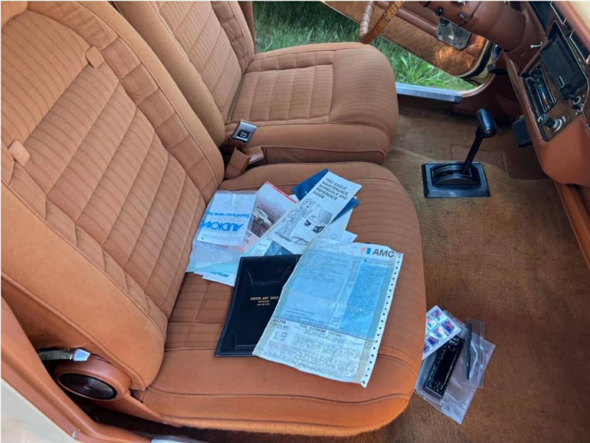 American-motors-eagle-1982-yellow-6