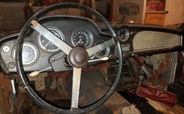 Aston-Martin-DB-MK-III-1957-6