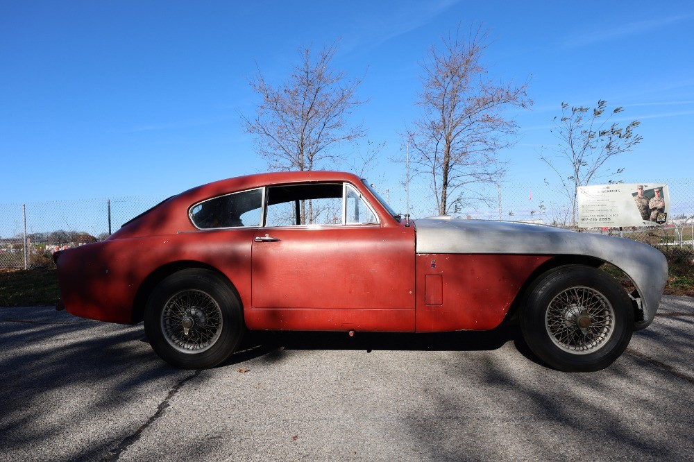 Aston-Martin-DB24-1957-2