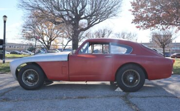 Aston-Martin-DB24-1957-3