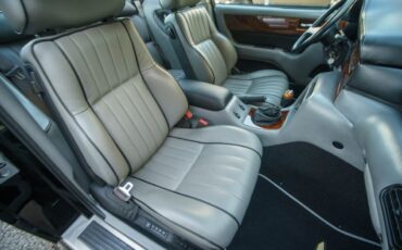 Aston-Martin-Virage-1992-Coupe-14