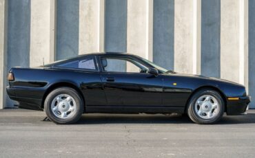 Aston-Martin-Virage-1992-Coupe-2
