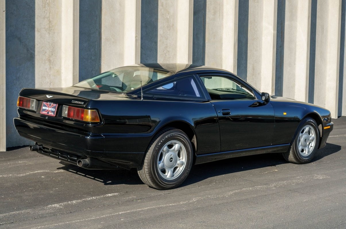 Aston-Martin-Virage-1992-Coupe-3