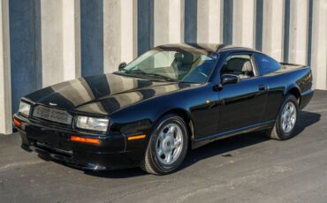 Aston-Martin-Virage-1992-Coupe-34