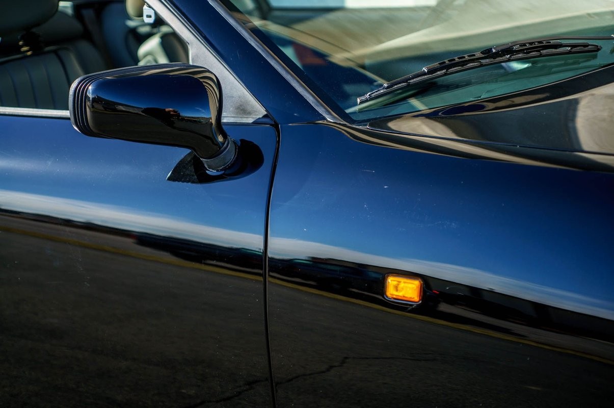 Aston-Martin-Virage-1992-Coupe-8