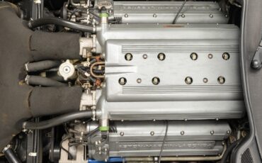 Aston-Martin-Virage-1993-2D-Coupe-11