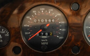 Aston-Martin-Virage-1993-2D-Coupe-21